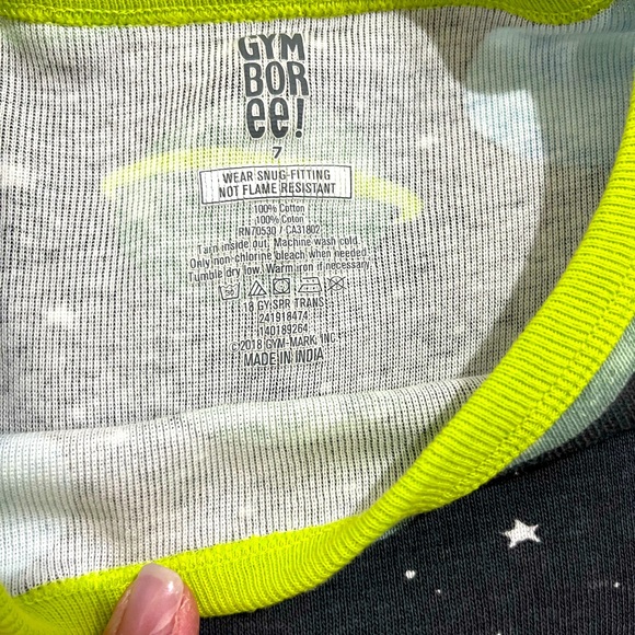 SOLD-Gymboree RARE Boys pjs (size 7) SPACE ready! - Picture 3 of 3